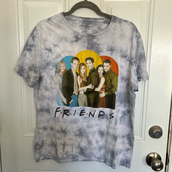 FRIENDS Tops - Y2K FRIENDS Gray Cotton T-Shirt